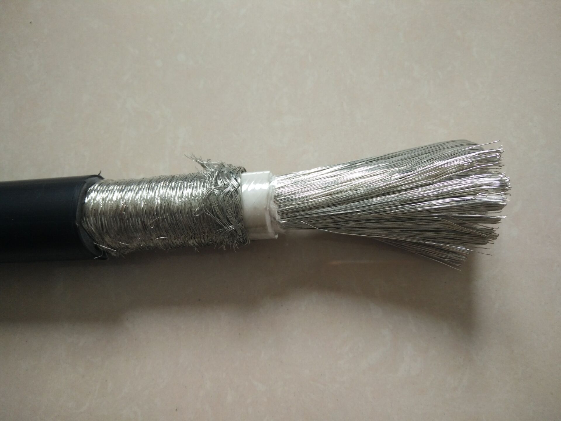 DRYJP-125 2000V石油鉆井平臺電纜 DRYJP-125 2000V石油鉆井平臺電纜